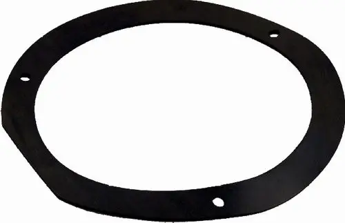 Flachdichtung aus schwarzem Material mit runder Form und mehreren Befestigungslöchern, geeignet für Abgasrohrkragen, hergestellt von Wolf.